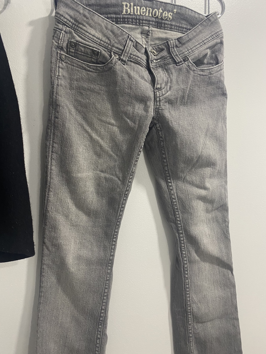 gray jeans thumbnail