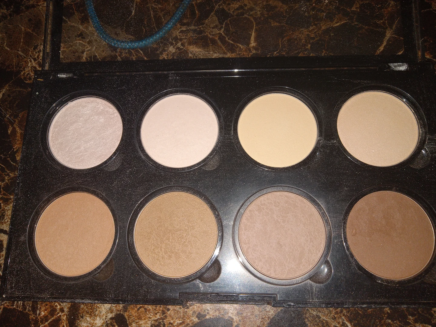 NYX Highlight & Contour Pro Palette image indicator(3)