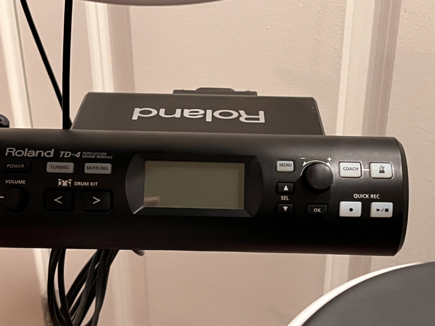 Electric drum kits & speaker - photo 2