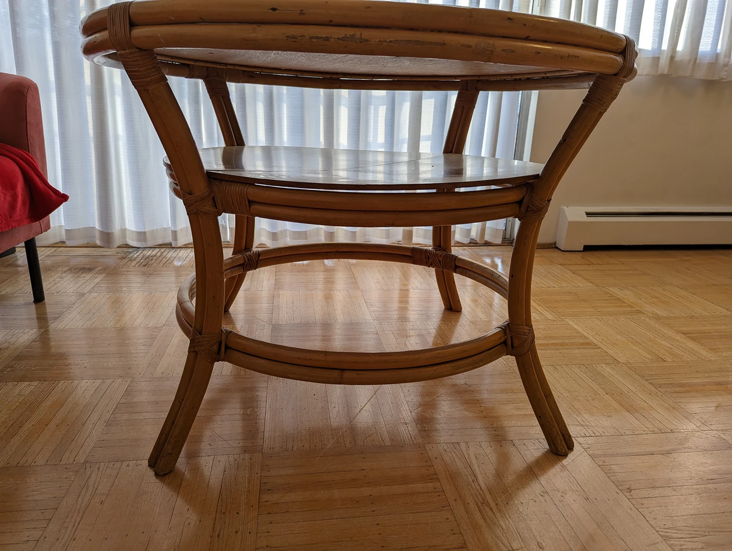 wicker table thumbnail