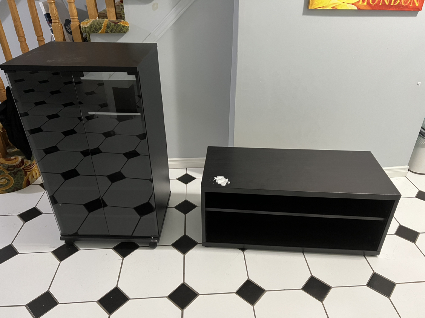 TV stand with Storage Shelve image indicator(5)