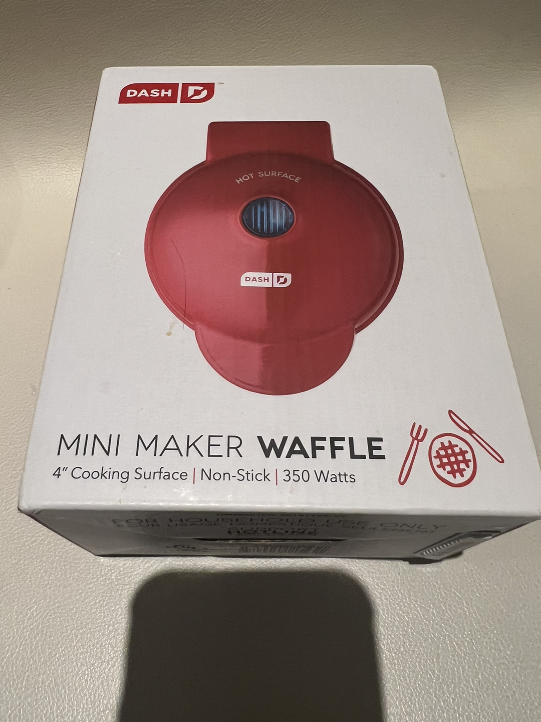 Dash Mini Waffle Maker thumbnail