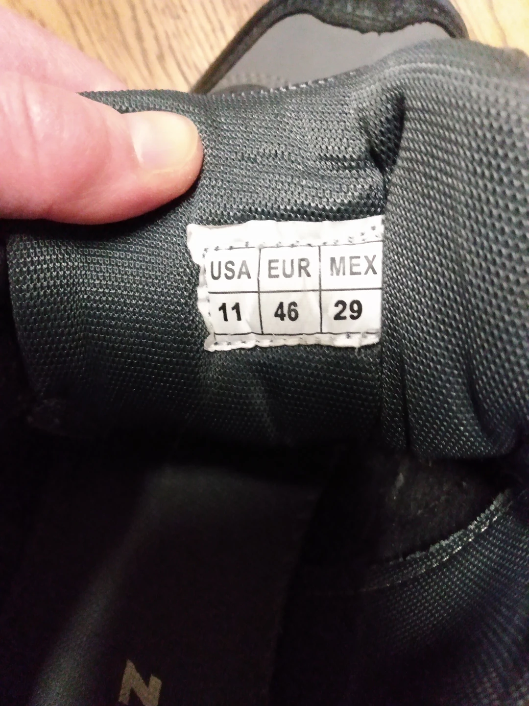 men's hiking shoes image indicator(5)