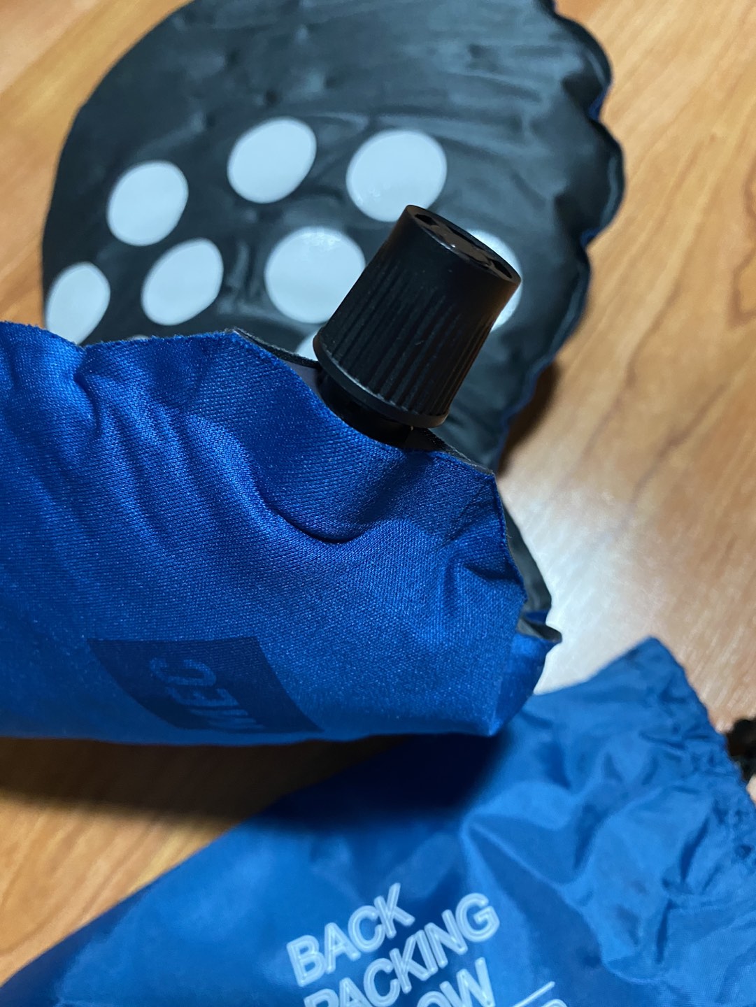 MEC Back Packing Travel Camping Pillow image indicator(4)