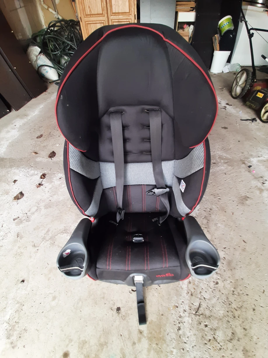 free car seat thumbnail
