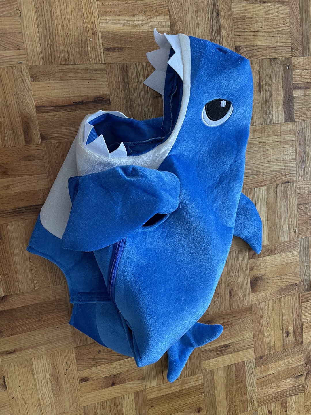 Baby shark costume
