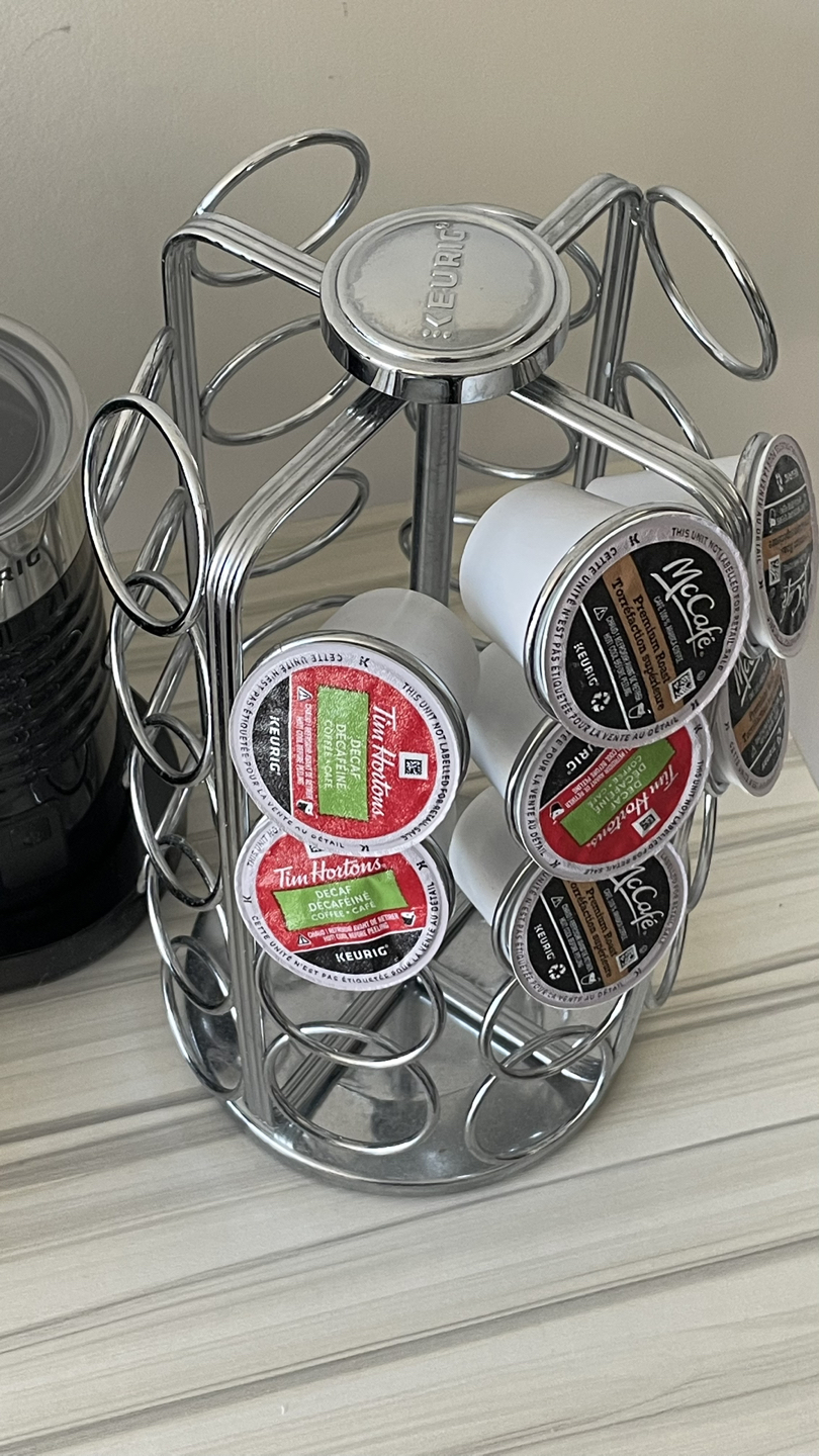 Keurig K-Latte Coffee/Latte Maker + Pod Carousel + Free k-cups - photo 4