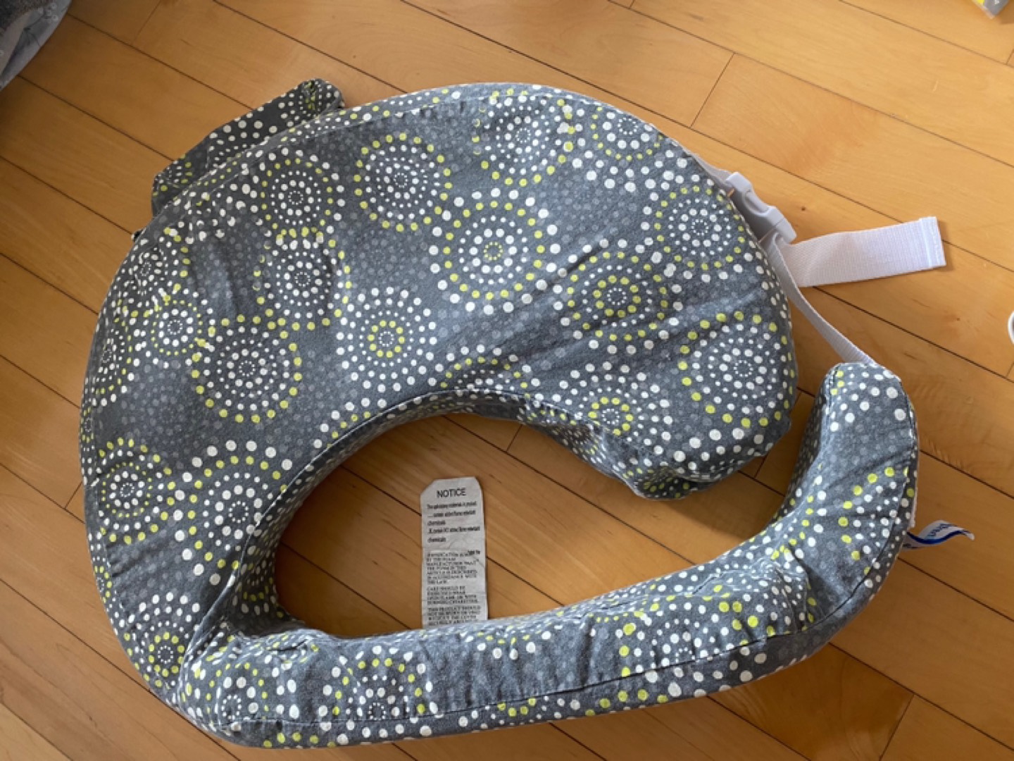 Feeding pillow thumbnail