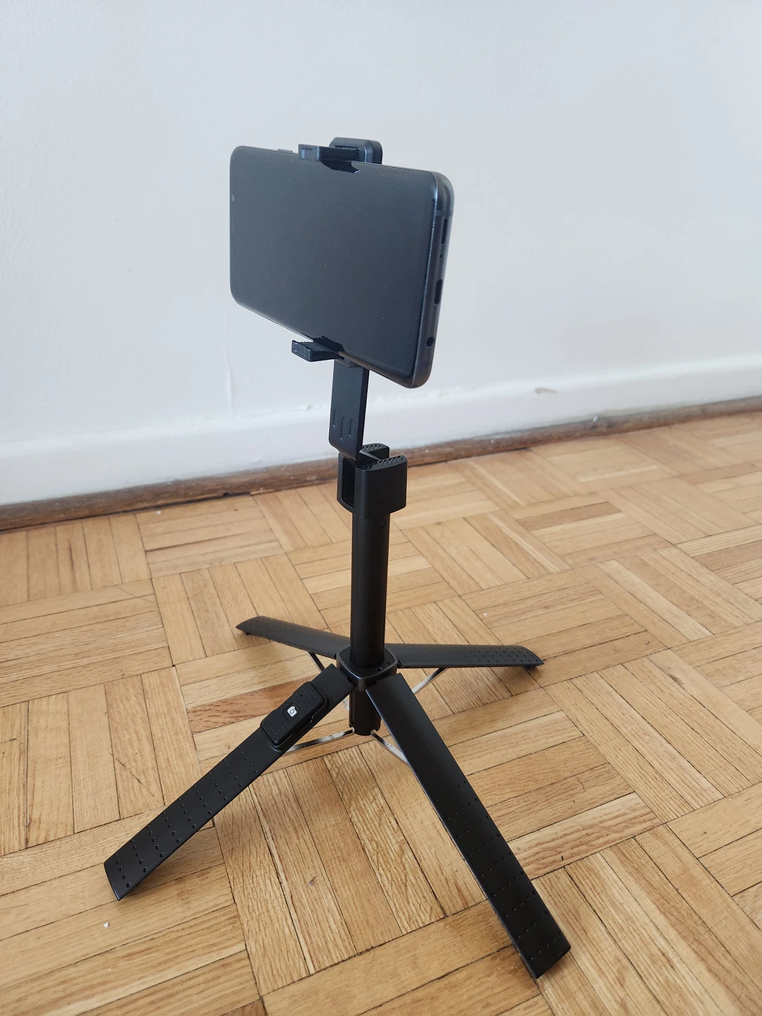Kimwood Phone Tripod/Selfie Stick, Compact with Bluetooth Remote thumbnail