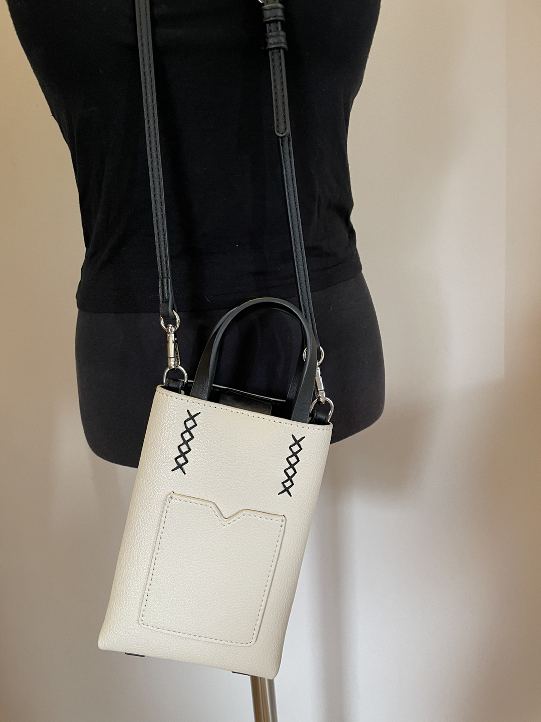 Small cross body bag, Korean Brand