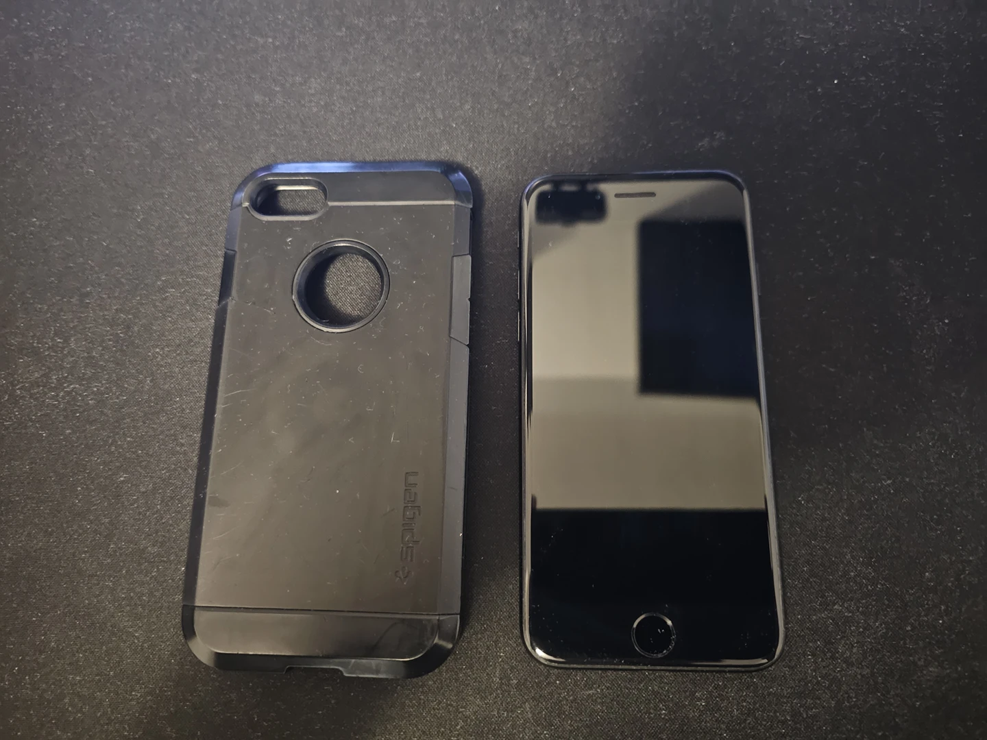 Iphone 7 with case | GREAT condition