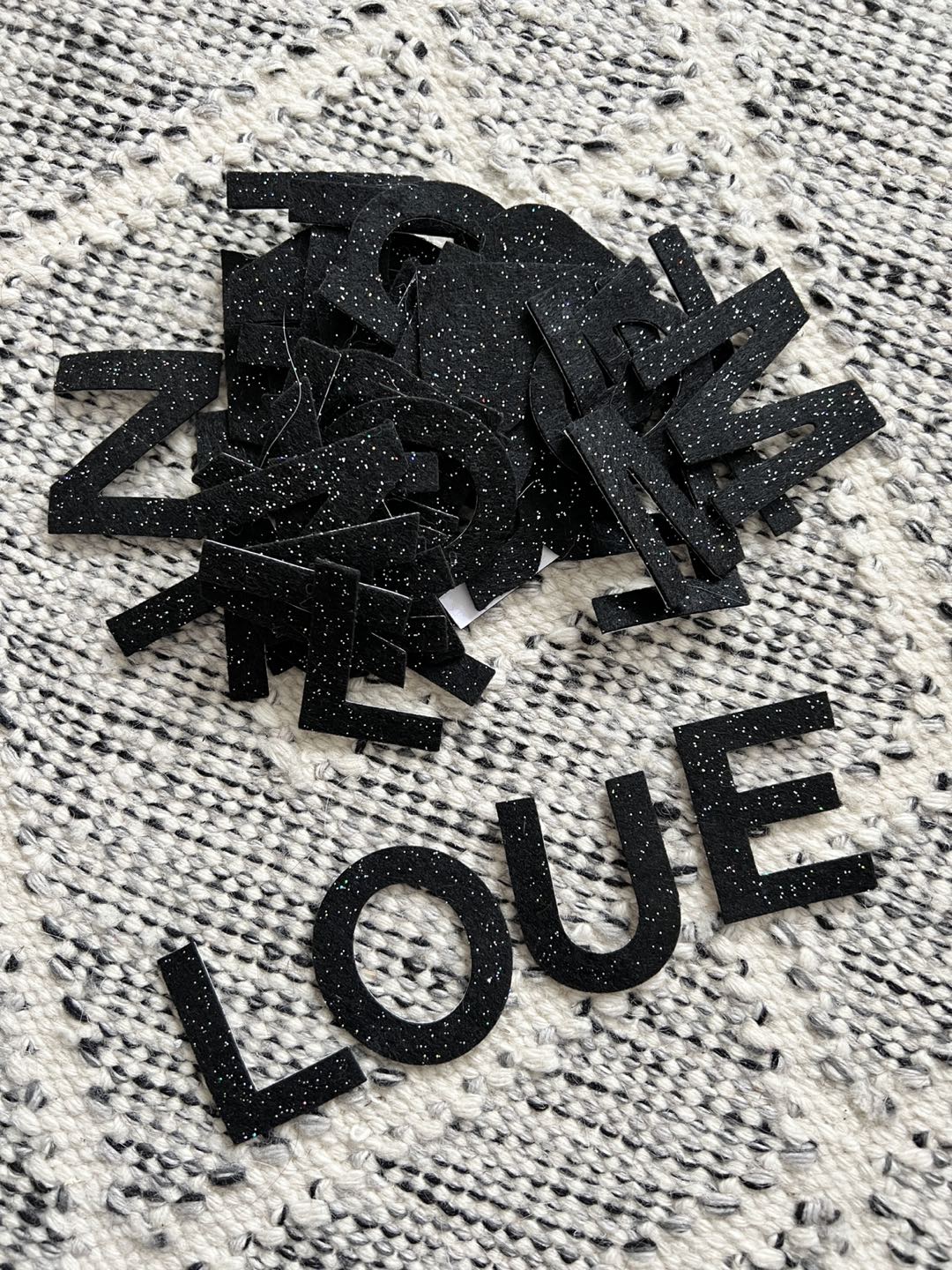 Free letter stickers thumbnail