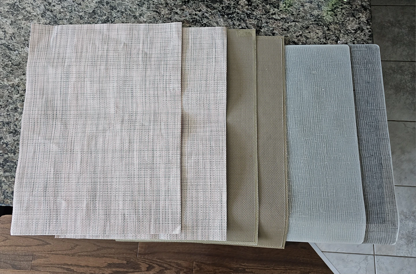 Table mats thumbnail