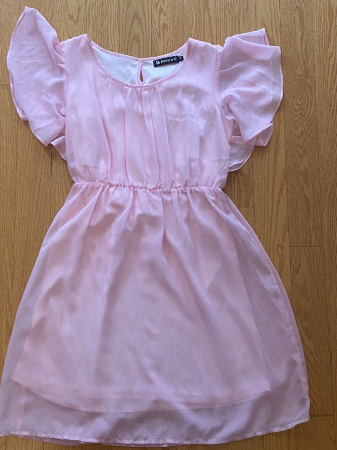 Pretty pink dress thumbnail