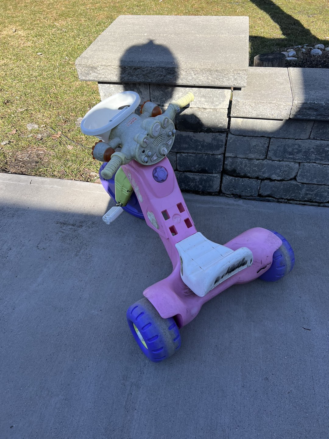 Ride on toy thumbnail