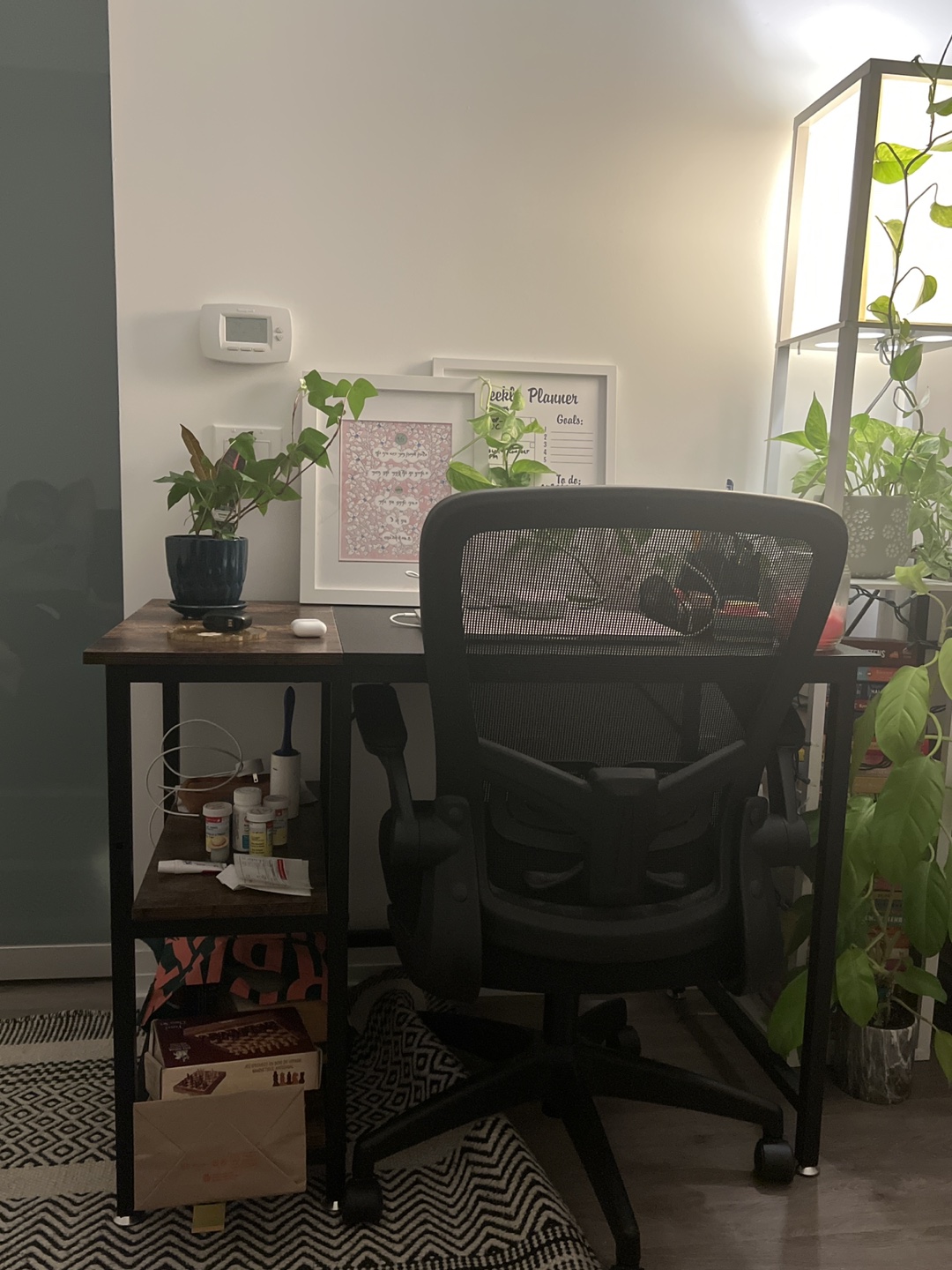 URGENT SELLING DESK - photo 3