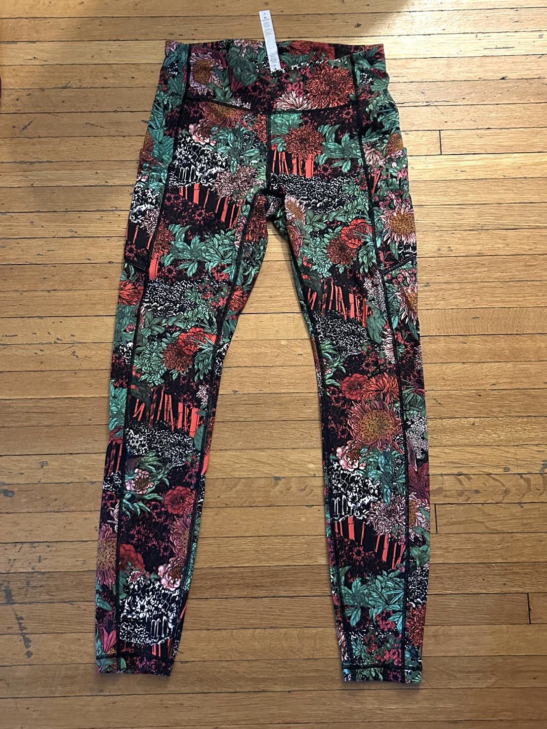 Lululemon Printed Leggings (with side pockets)