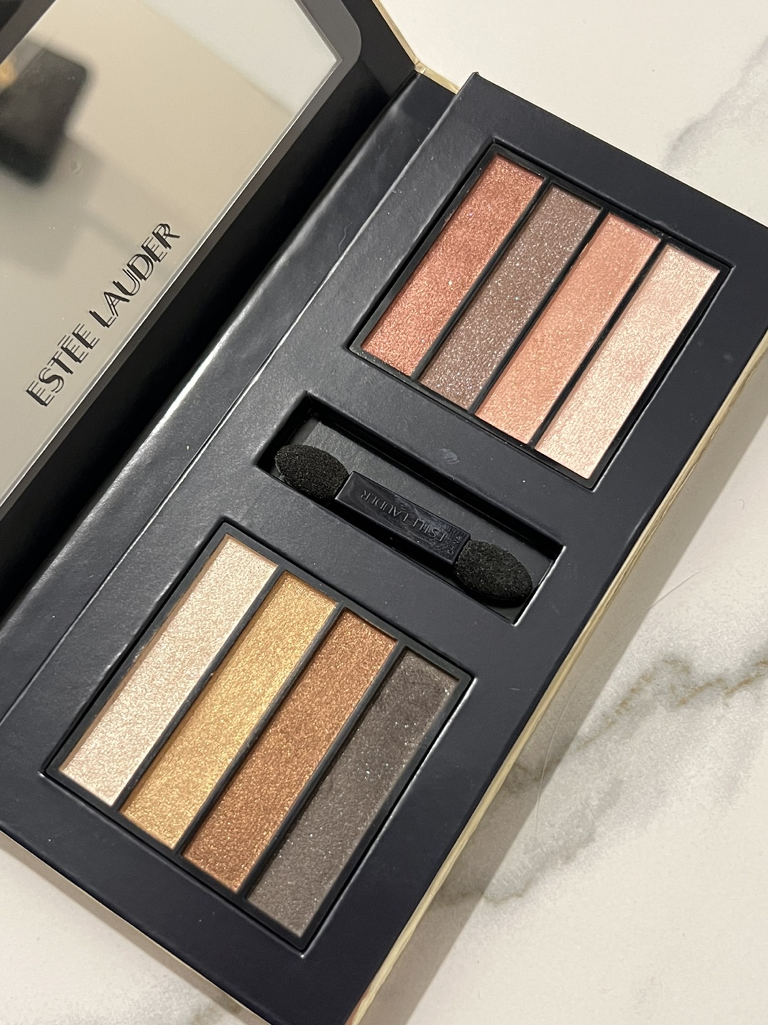 Brand new Estée Lauder eye shadow palette 💸 thumbnail