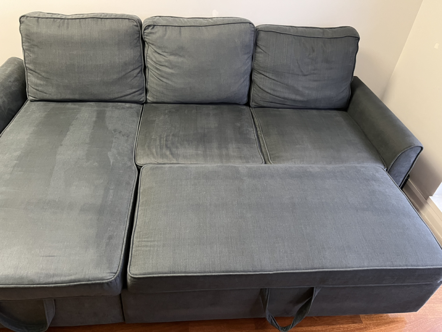 Reversible Sectional Pullout Structube Couch - photo 3