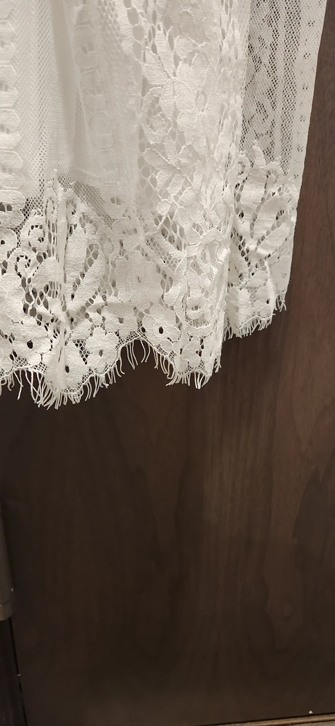 White lace boho dress image indicator(6)