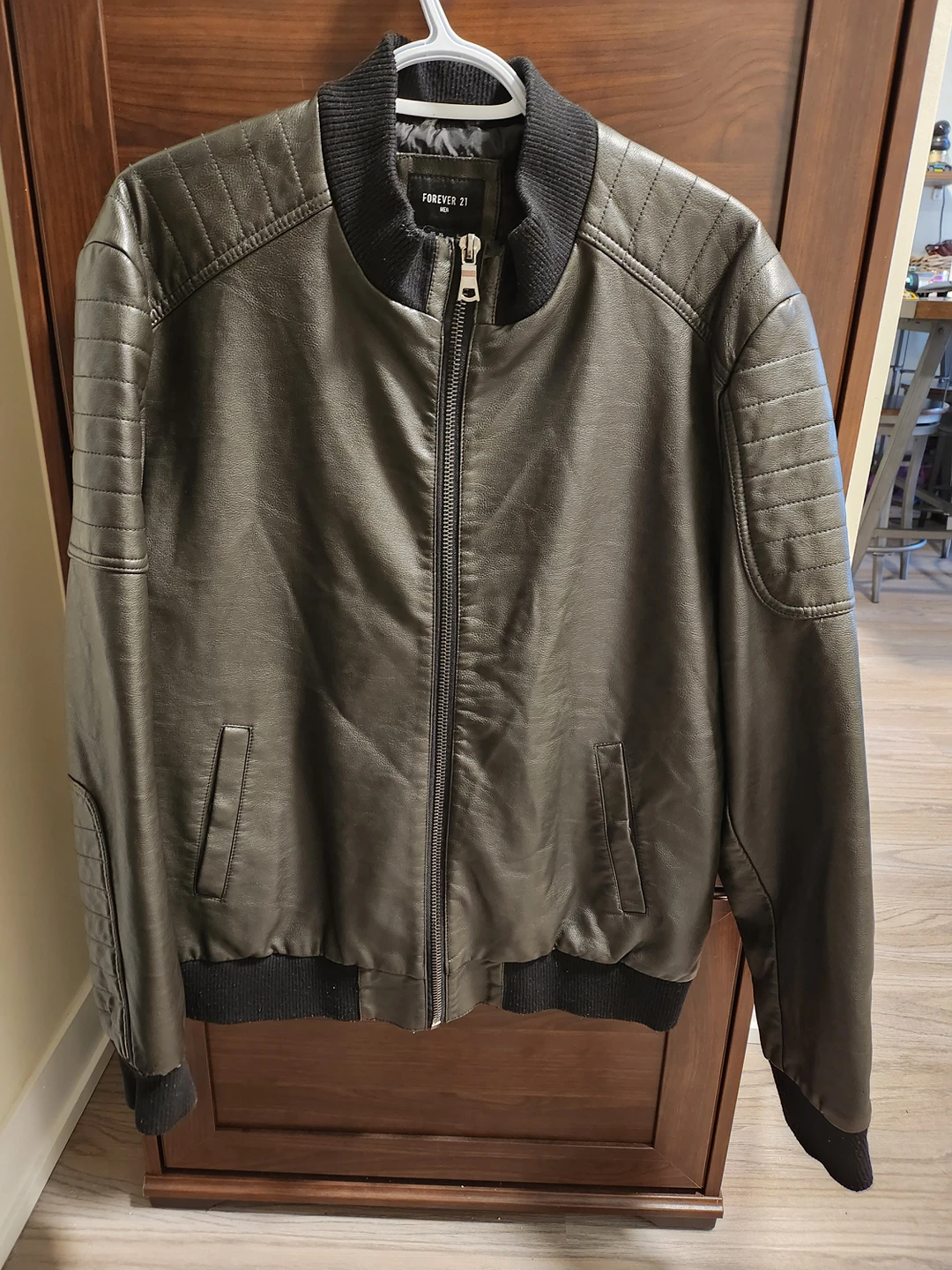Forever 21 Men's Leather Jacket - photo 3