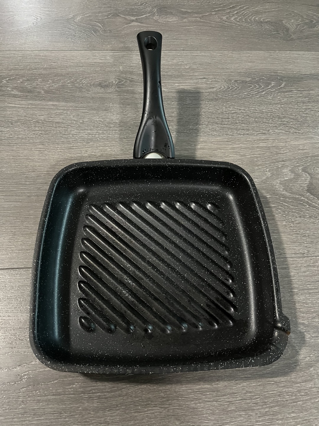 Grill pan with grease drain - photo 3