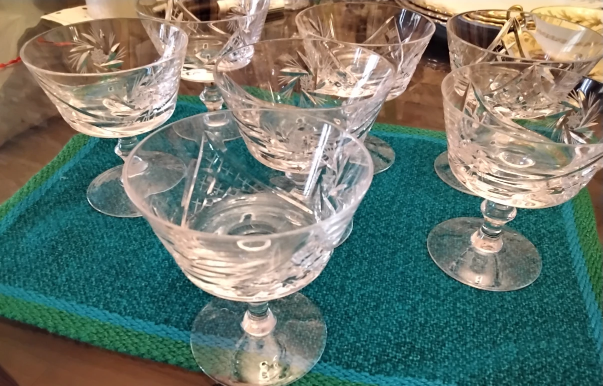 Vintage Pinwheel Crystal Ice Cream Footed Cups  and Plates image indicator(6)