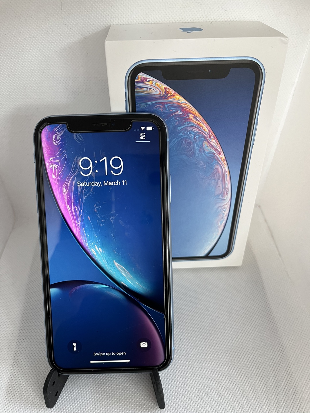 Apple iPhone XR blue 64gb - photo 3