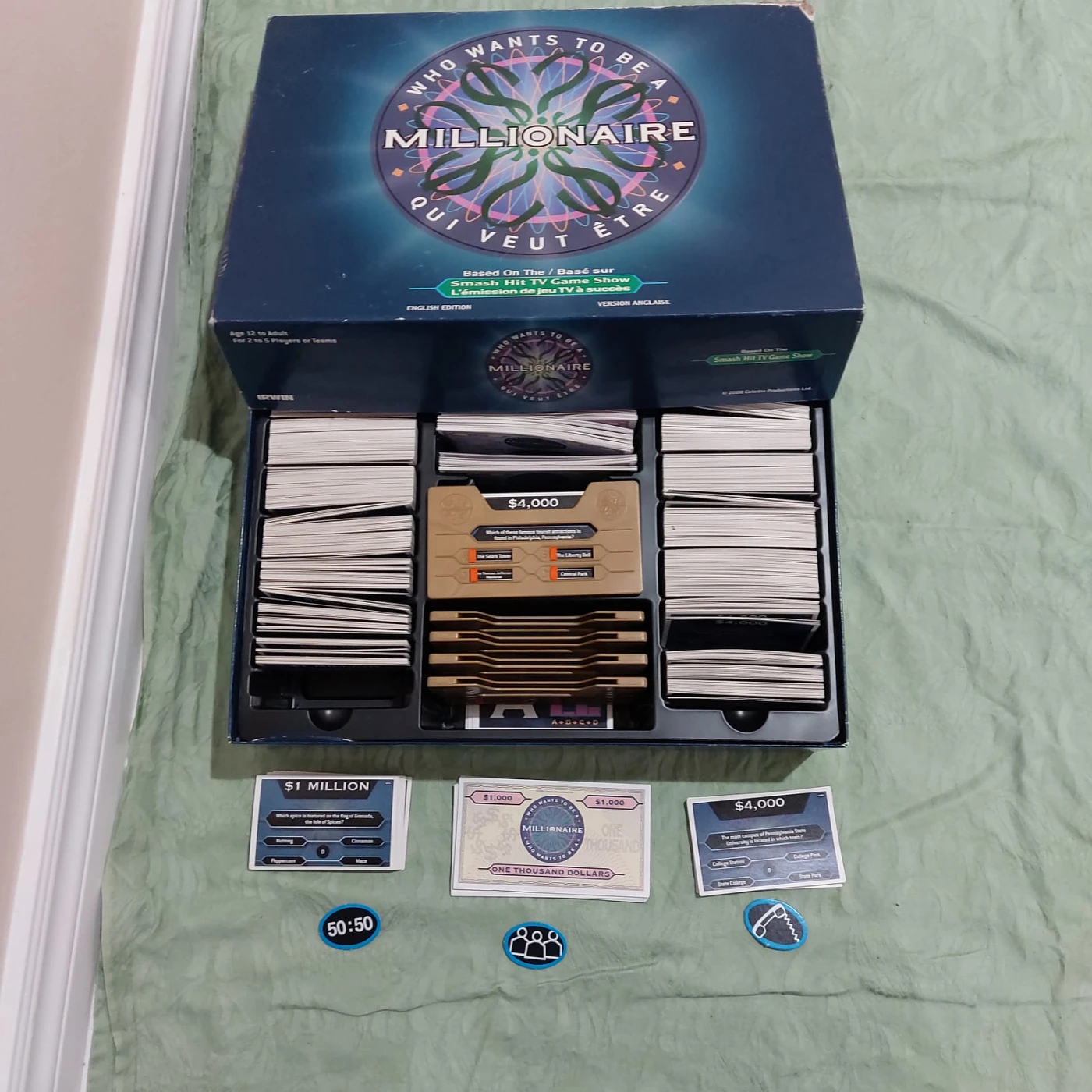 Who Wants to be a Millionaire Board Game image indicator(9)