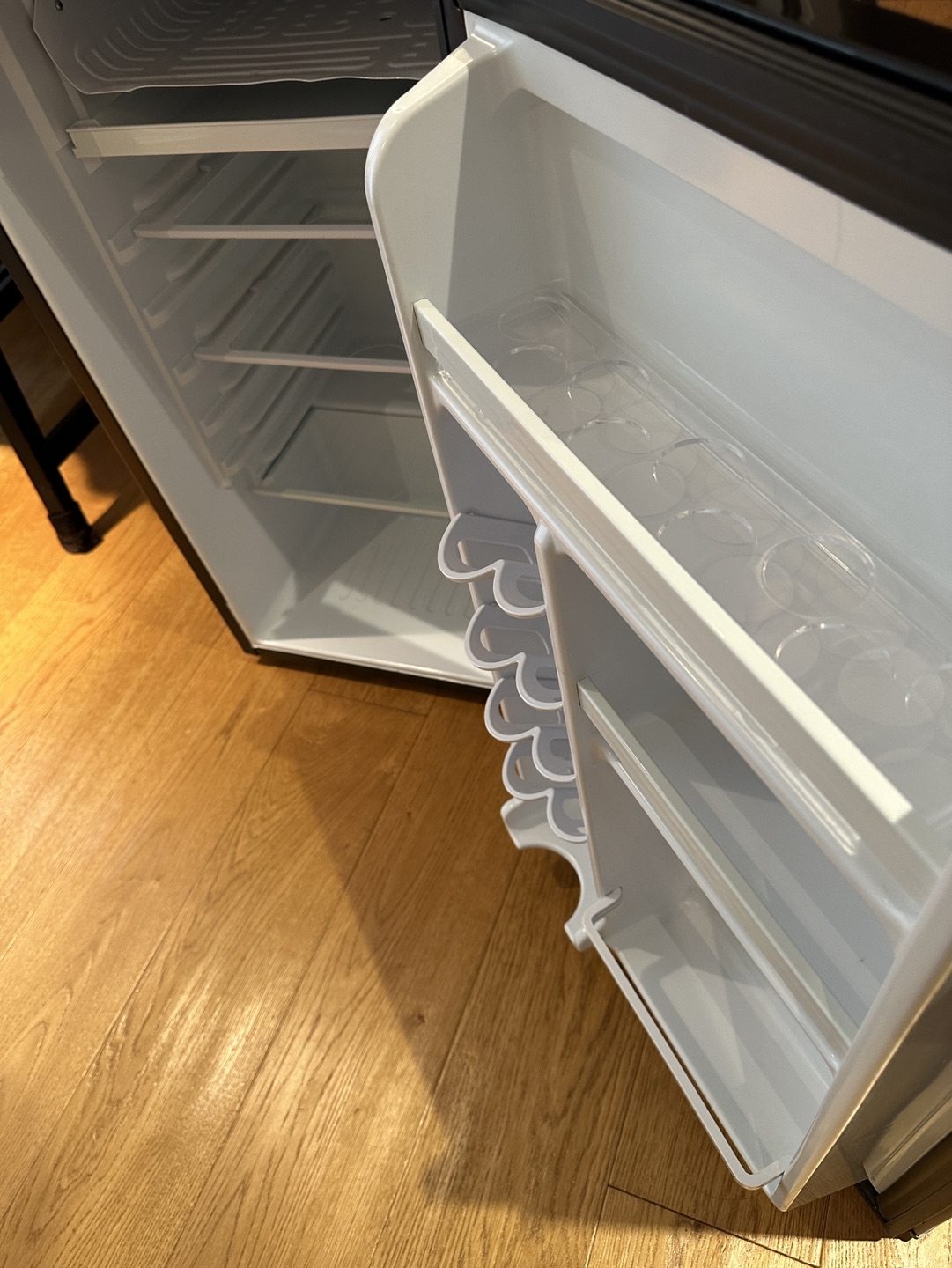 Danby Designer 4.3 cu. ft. Compact Refrigerator - photo 4