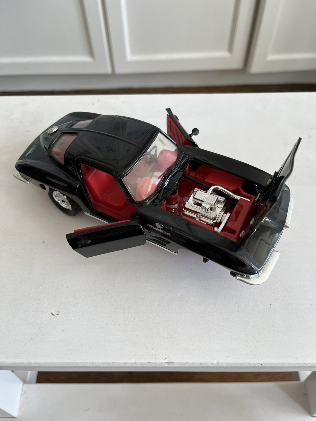 Corvette Stingray 1:24 Model Cars 💸 image indicator(9)