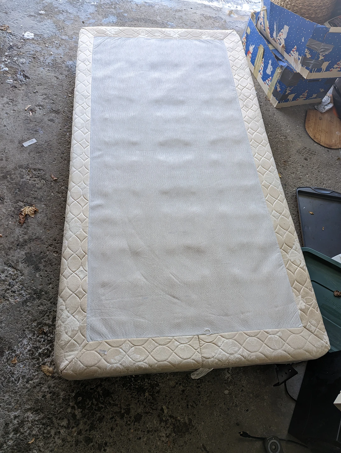 twin box spring FREE thumbnail