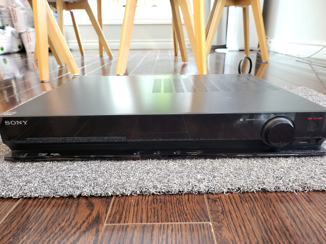 Home Theatre Speakers - photo 3