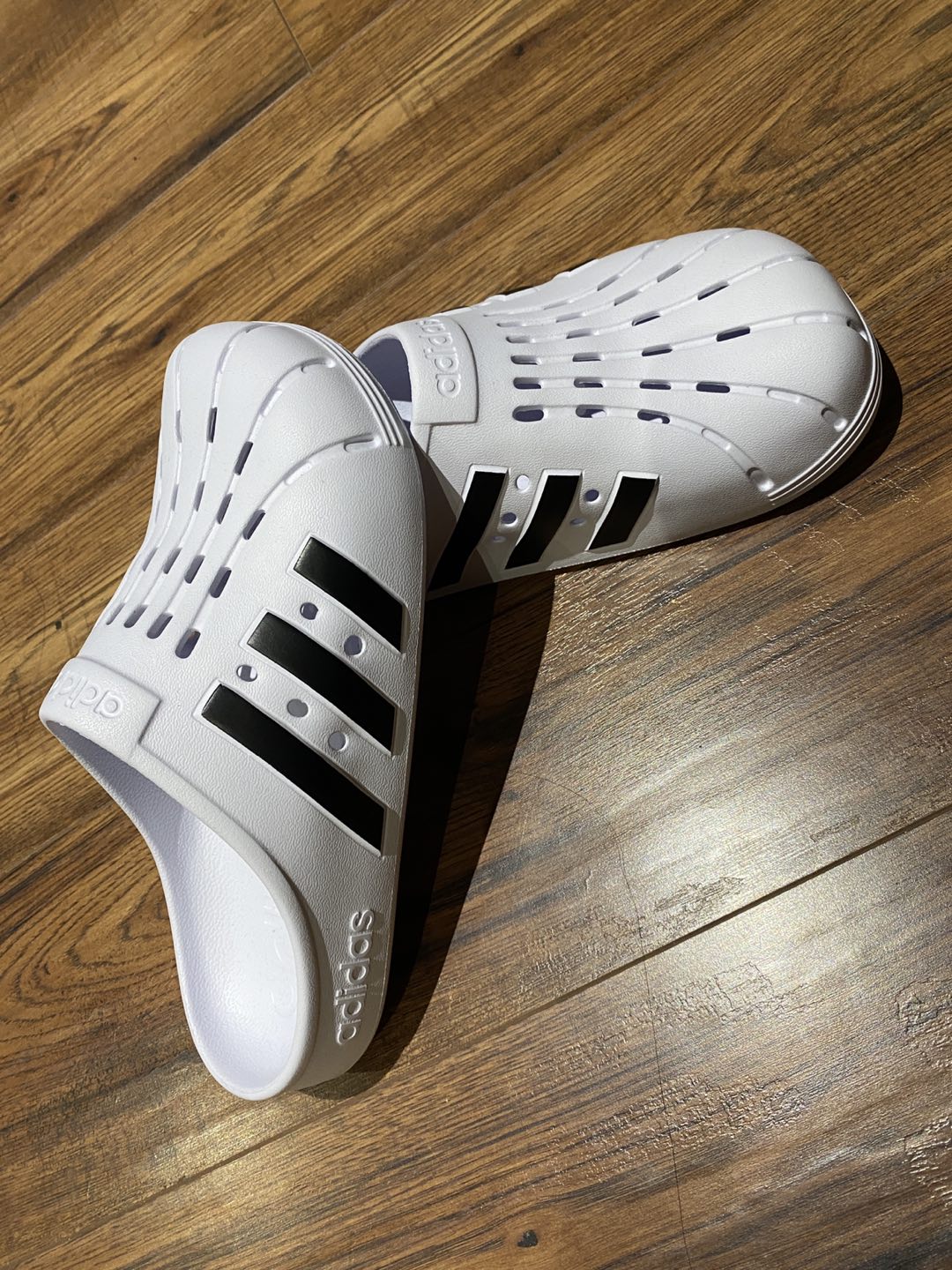 Adidas unisex clog womens8 men7 thumbnail