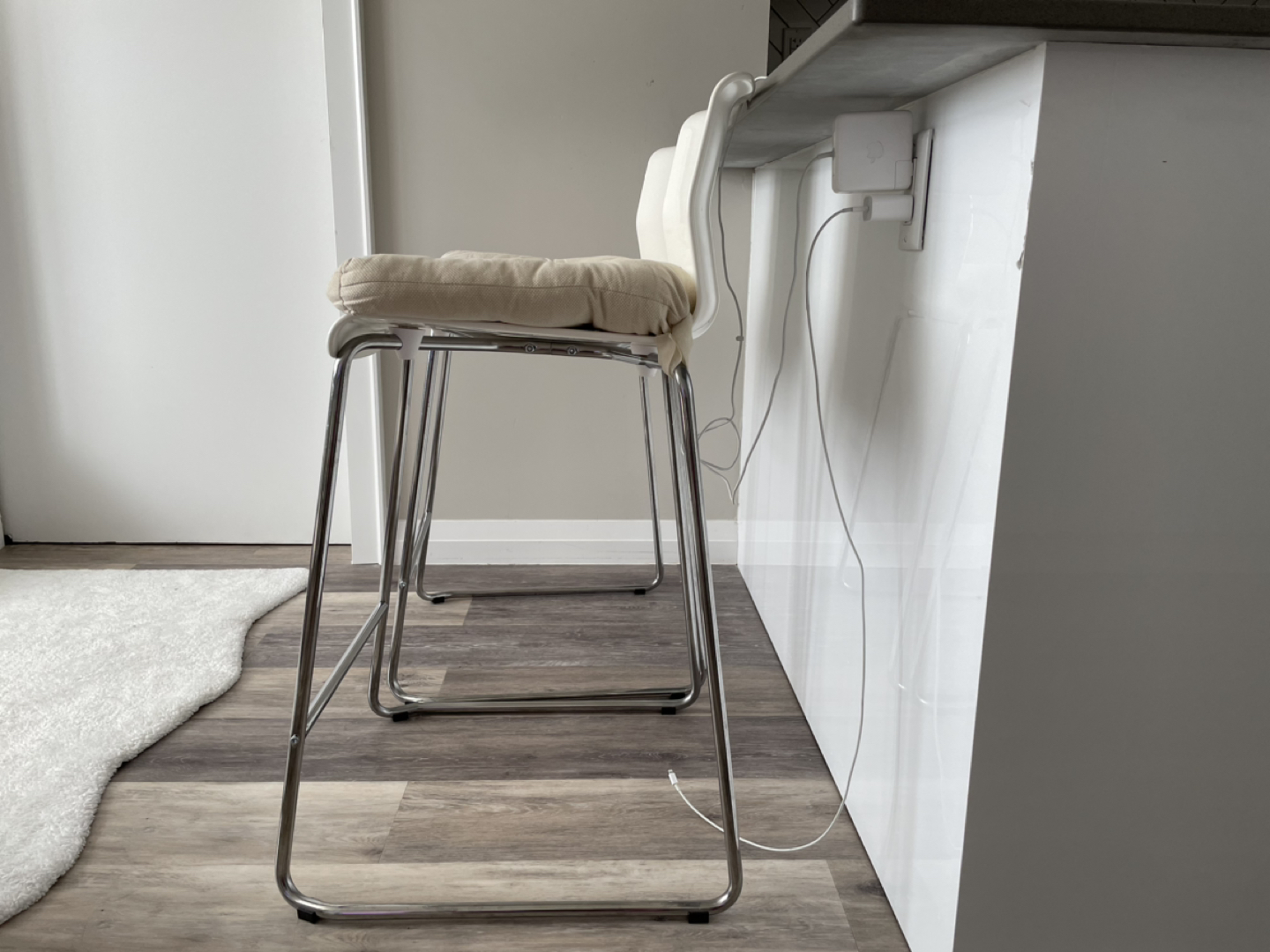 [Moving Sale] IKEA Glenn Bar Stool - photo 2