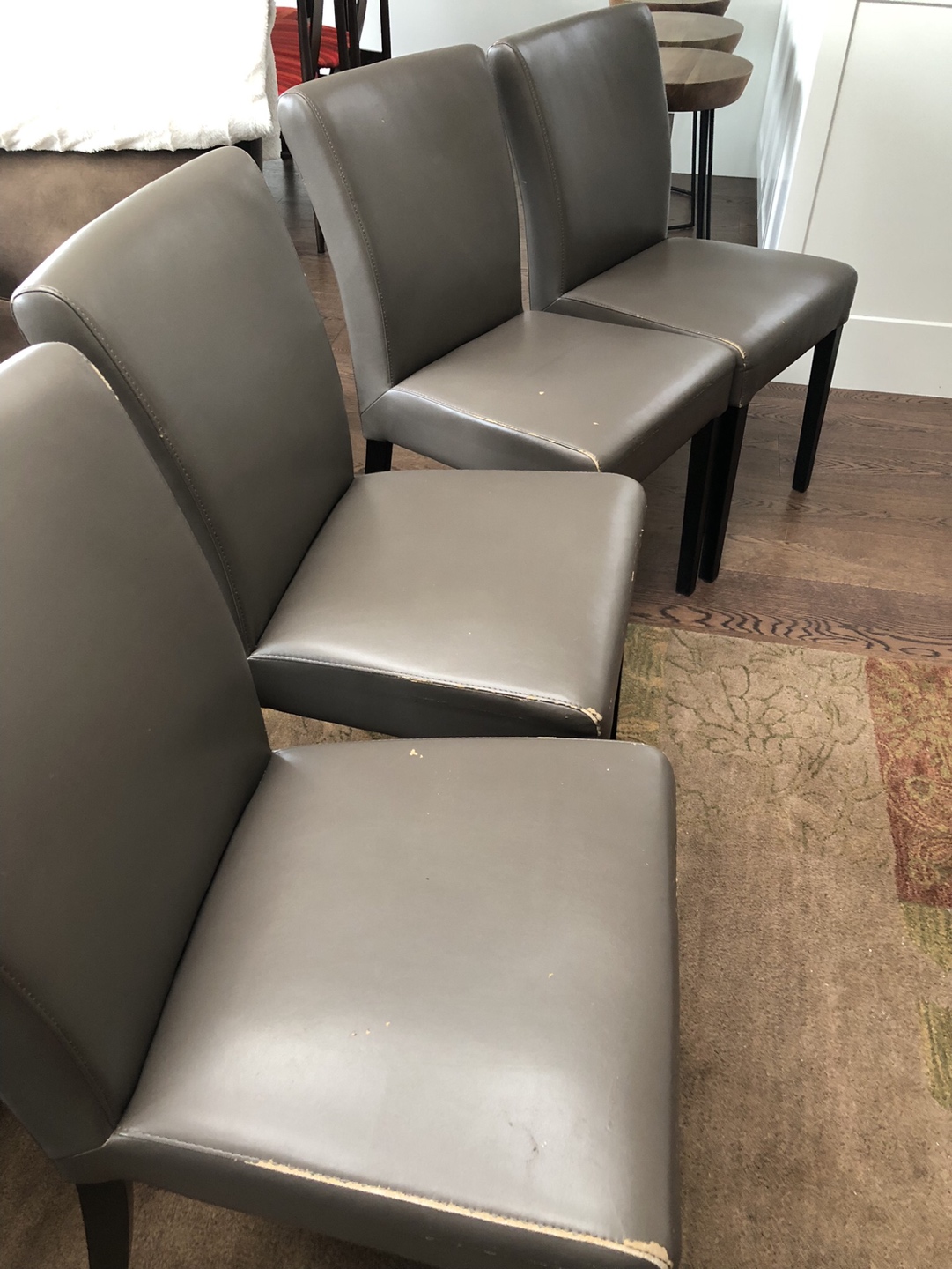 Dining Chairs thumbnail