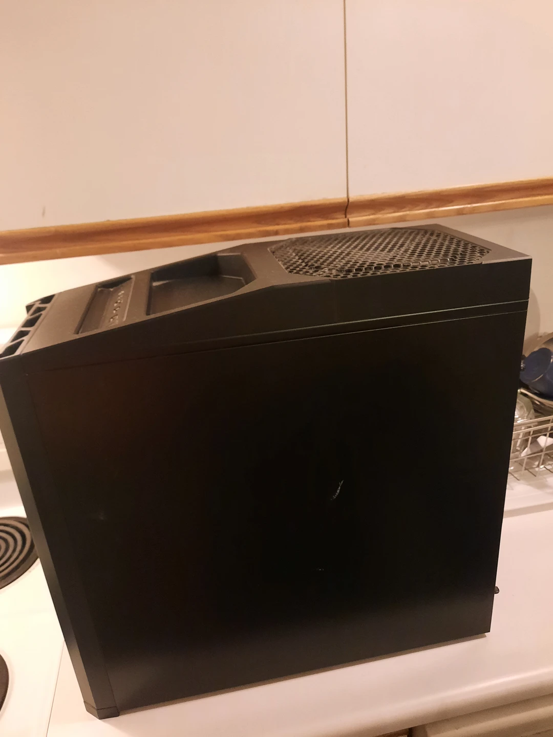 Computer tower with some internal parts - photo 2