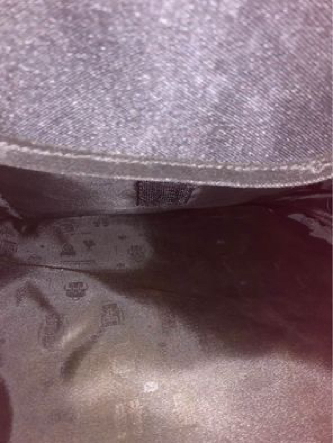 Black Backpack image indicator(6)