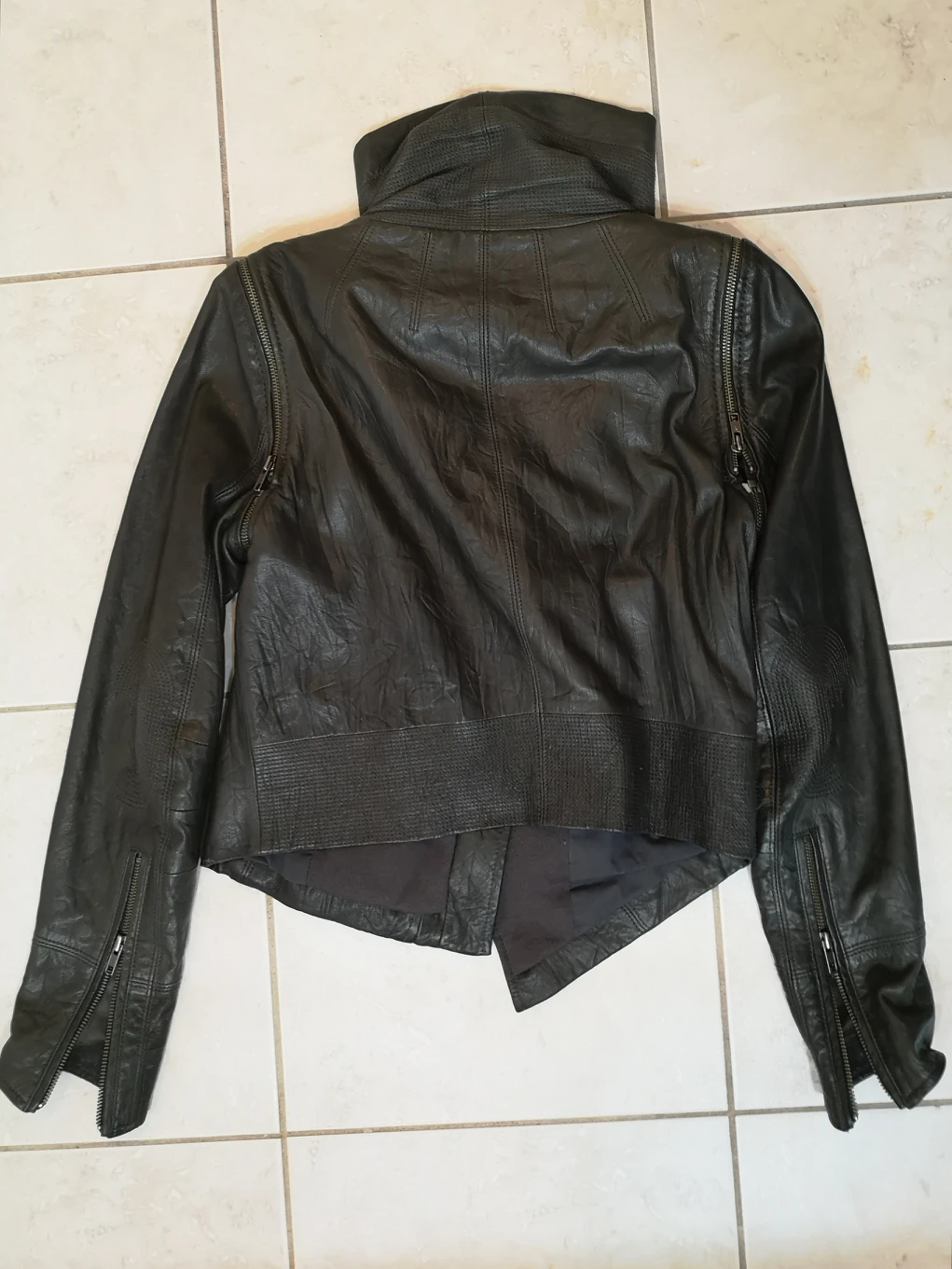 00s Vintage washed grey leather asymmetrical zipper jacket - photo 5