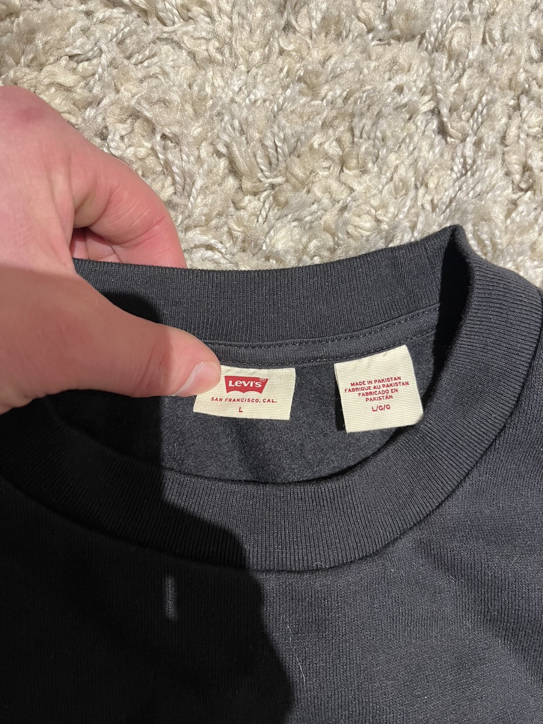 Levi’s crew neck , size large - photo 2