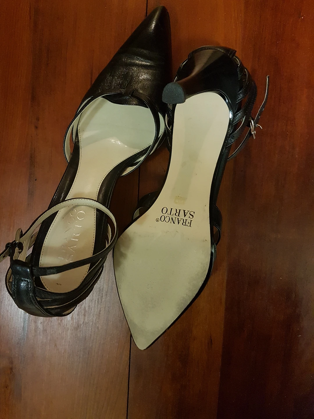 Franco Sarto 3 inch black heels size 9 image indicator(2)
