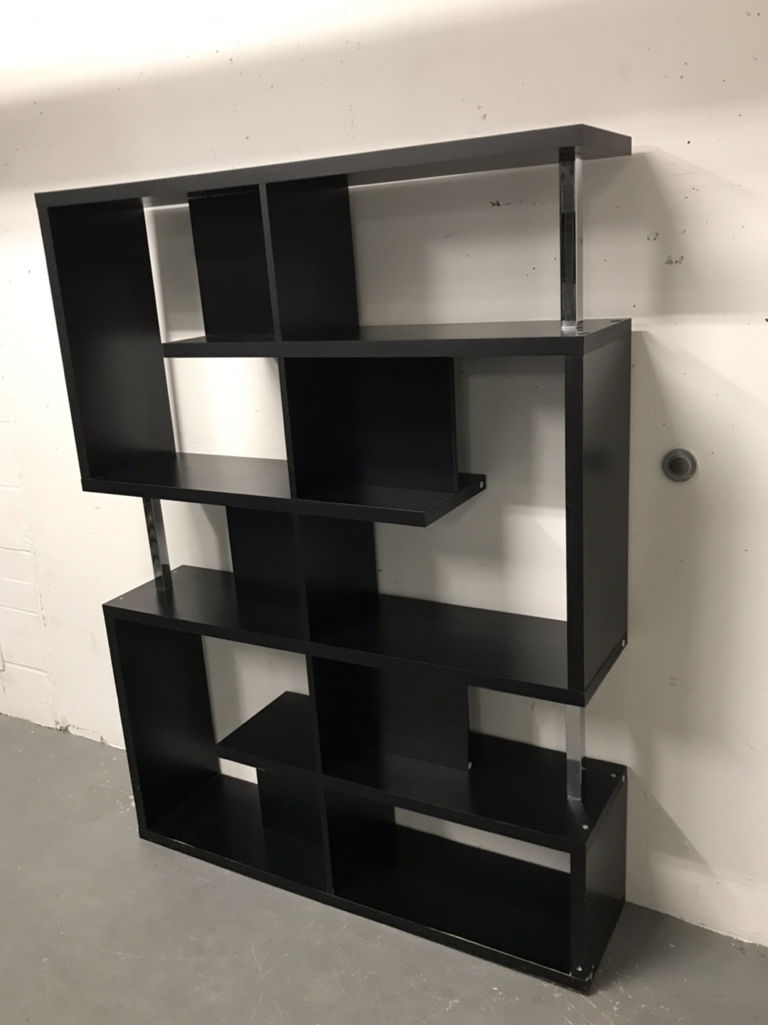 Like New Brand Name 5-Tier Stylish Display / Modern Bookcase