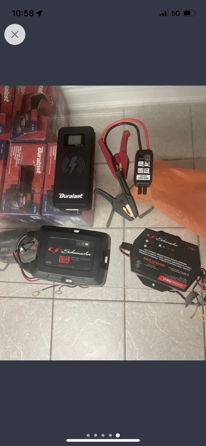 Milwaukee/DeWalt Tools/Jump Starters - photo 3