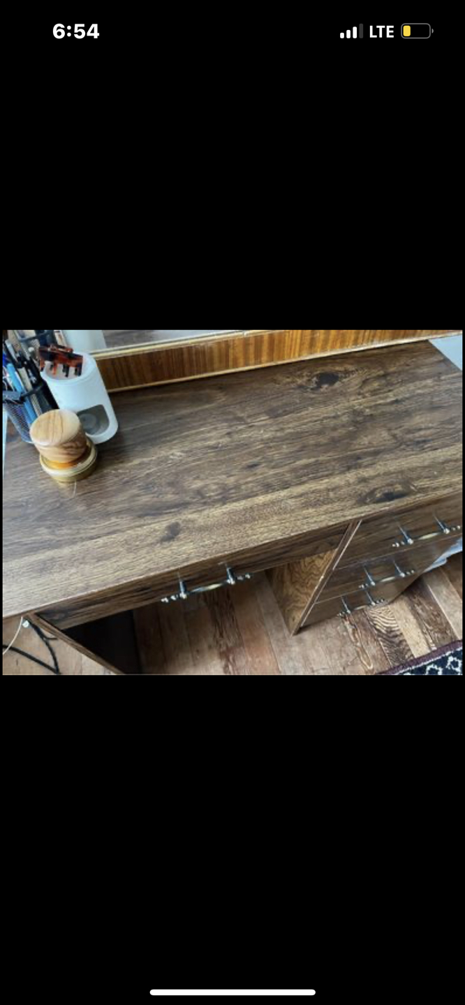 wooden desk image indicator(2)