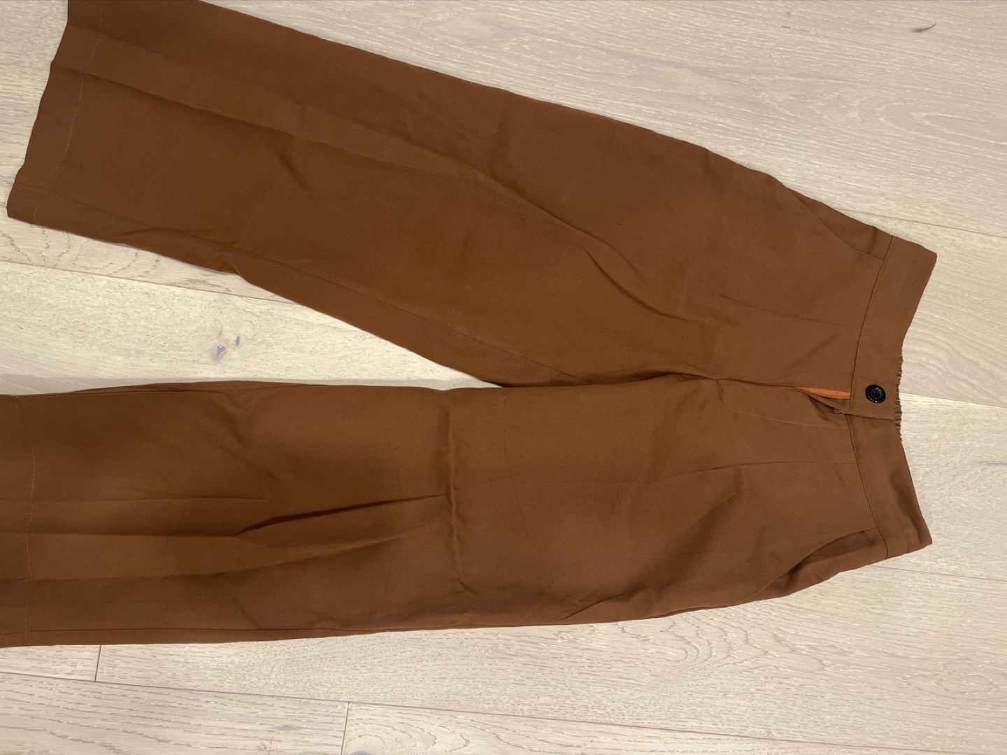 🏀 new office pants! Moving sale thumbnail