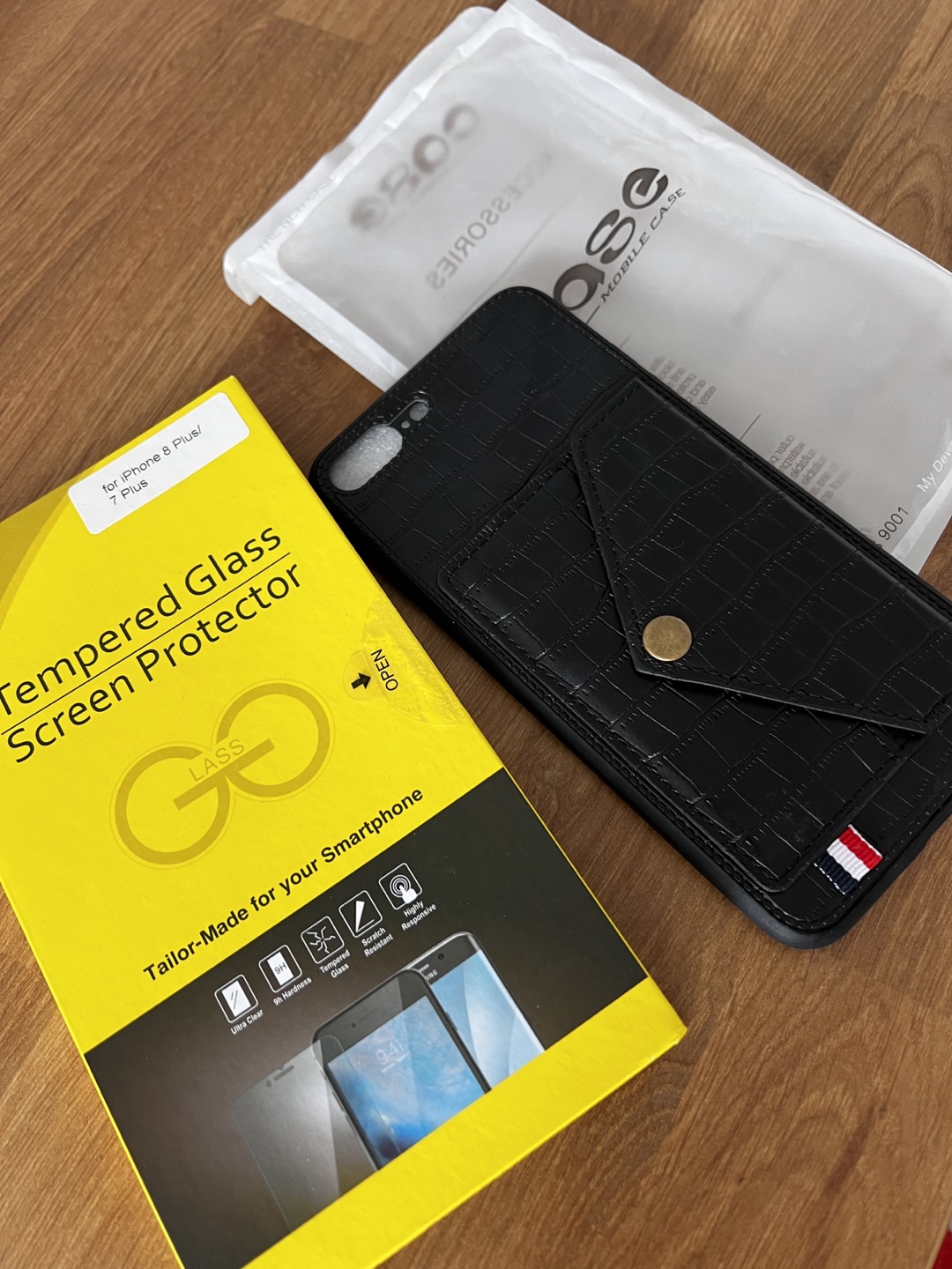 #freecycle Iphone 8 plus case+screen protector