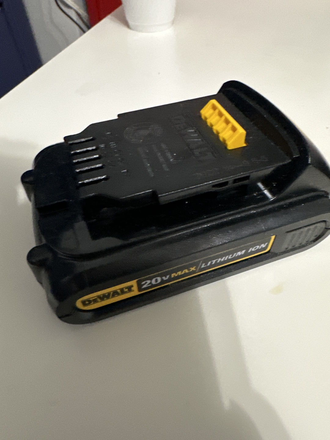 dewalt battery