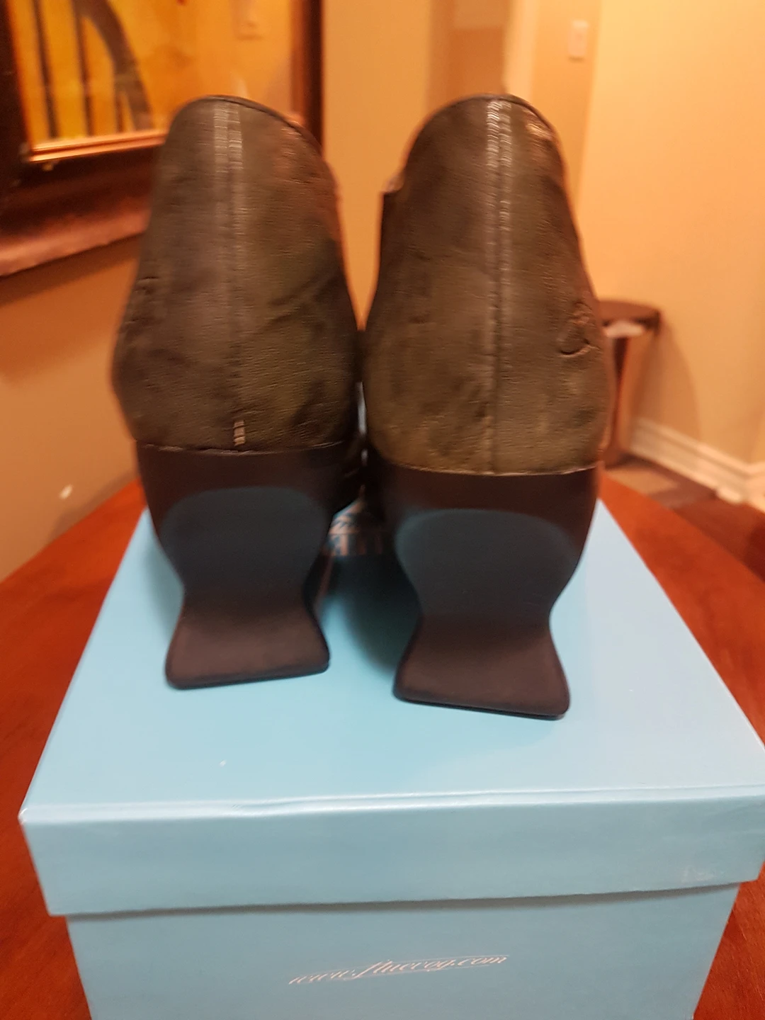 Fluevog Ishshoes quiver slip on wedge image indicator(5)