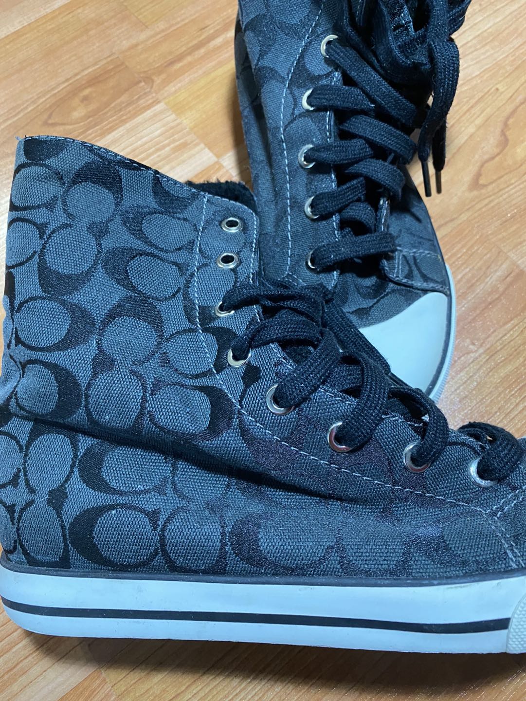 Coach High Tops Sneakers Shoes Size 9 image indicator(8)