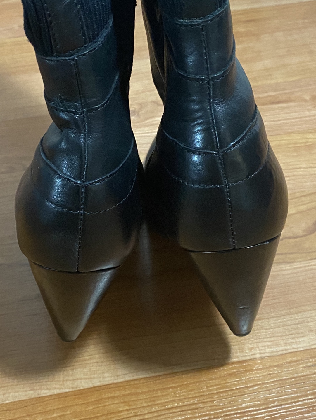 Blondo Canada Tall Leather Black Boots Size 8.5 image indicator(7)